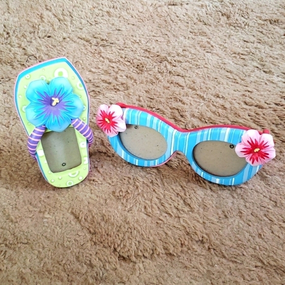 Picture frames, flip flop, sunglasses, hibiscus flower small picture frame - Picture 1 of 5